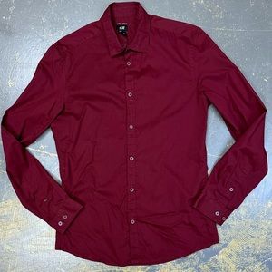 H&M Easy Iron Button Down Shirt Medium Maroon Red Dress Date Night